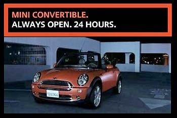 特別仕様車「MINI Convertible Sidewalk Edition」を展示中です